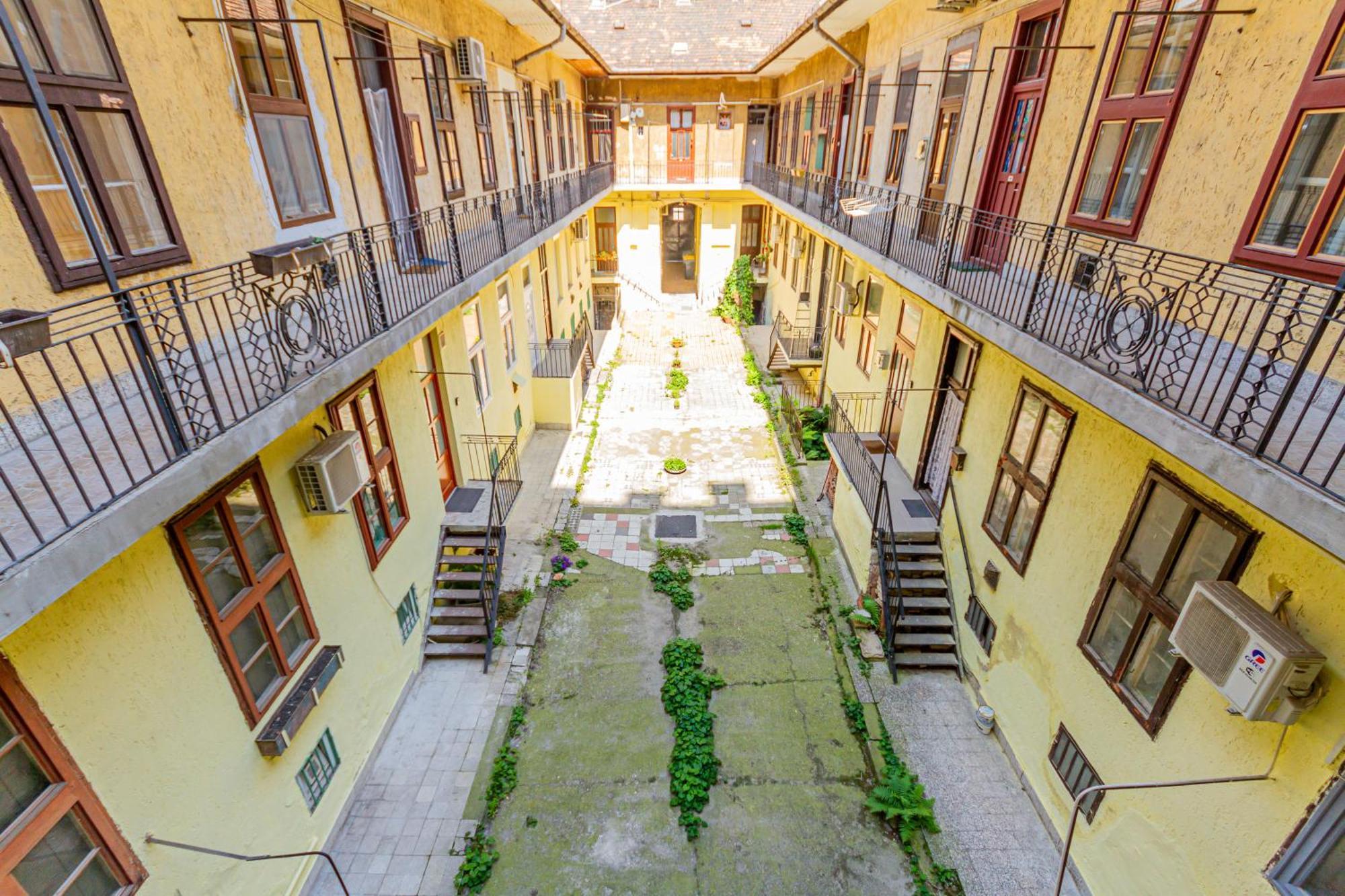 I.K.Apartments Budapest Bagian luar foto